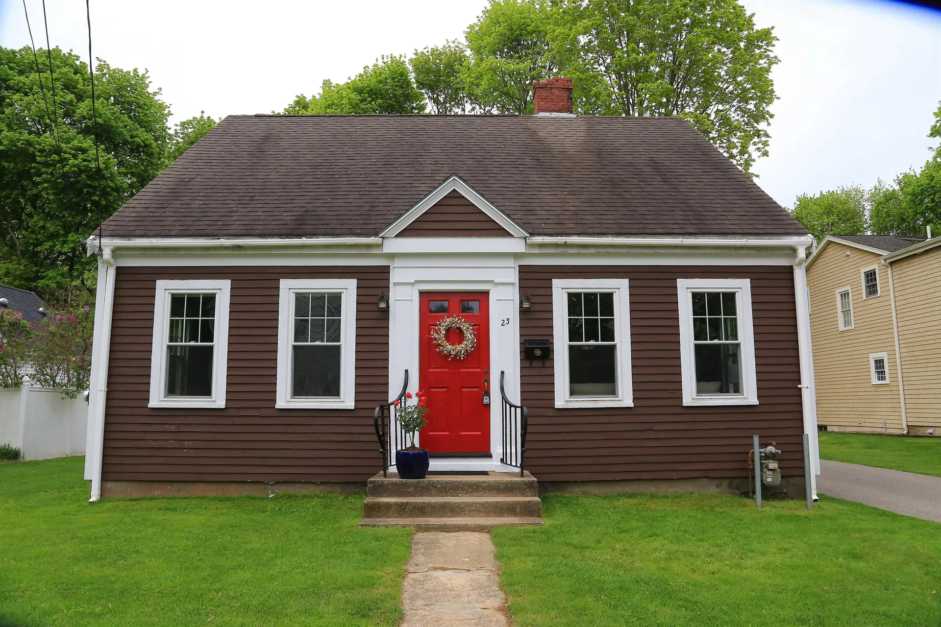 23 Dearborn Avenue Hampton NH 03842