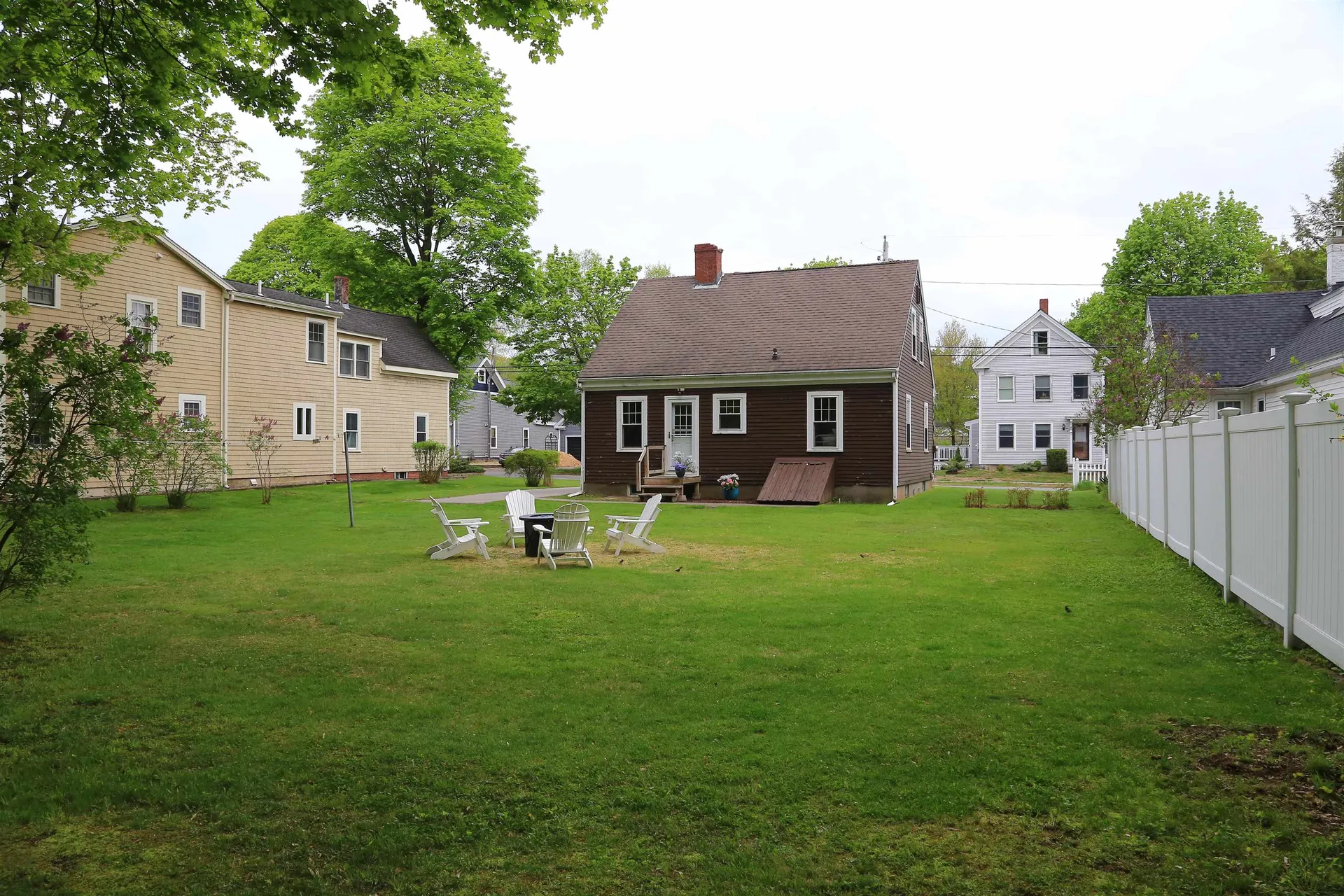 23 Dearborn Avenue Hampton NH 03842
