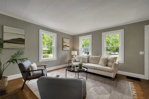 23 Dearborn Avenue Hampton NH 03842
