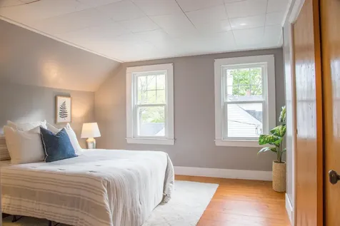 23 Dearborn Avenue Hampton NH 03842