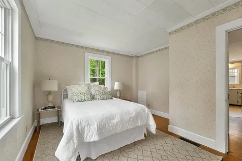 23 Dearborn Avenue Hampton NH 03842