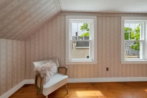 23 Dearborn Avenue Hampton NH 03842