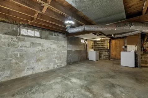 23 Dearborn Avenue Hampton NH 03842
