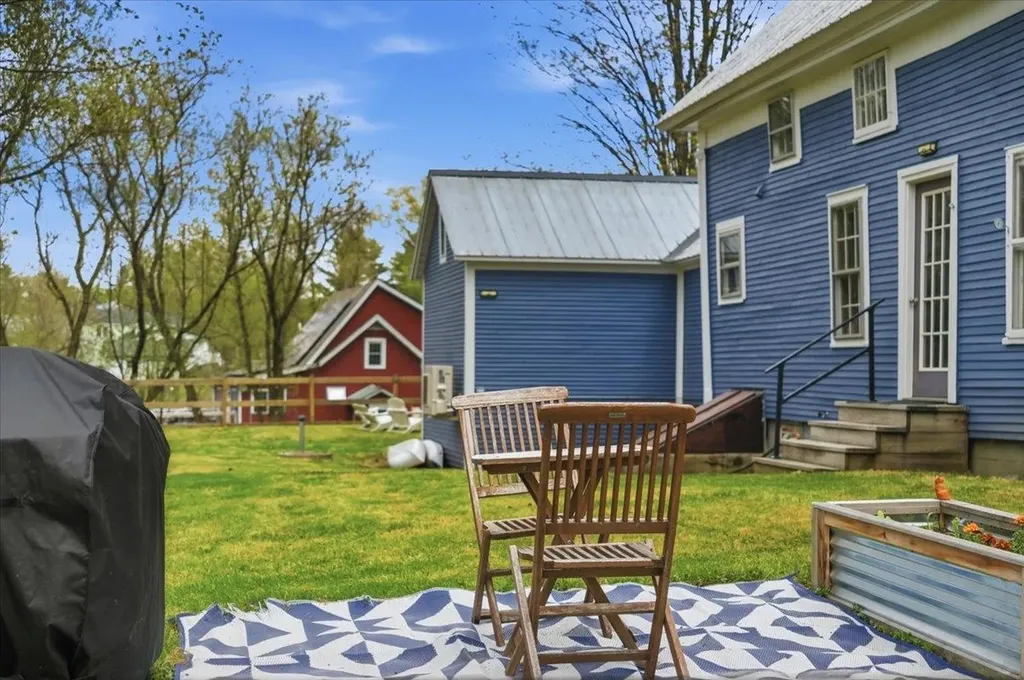 1859 Guptil Road Waterbury VT 05677