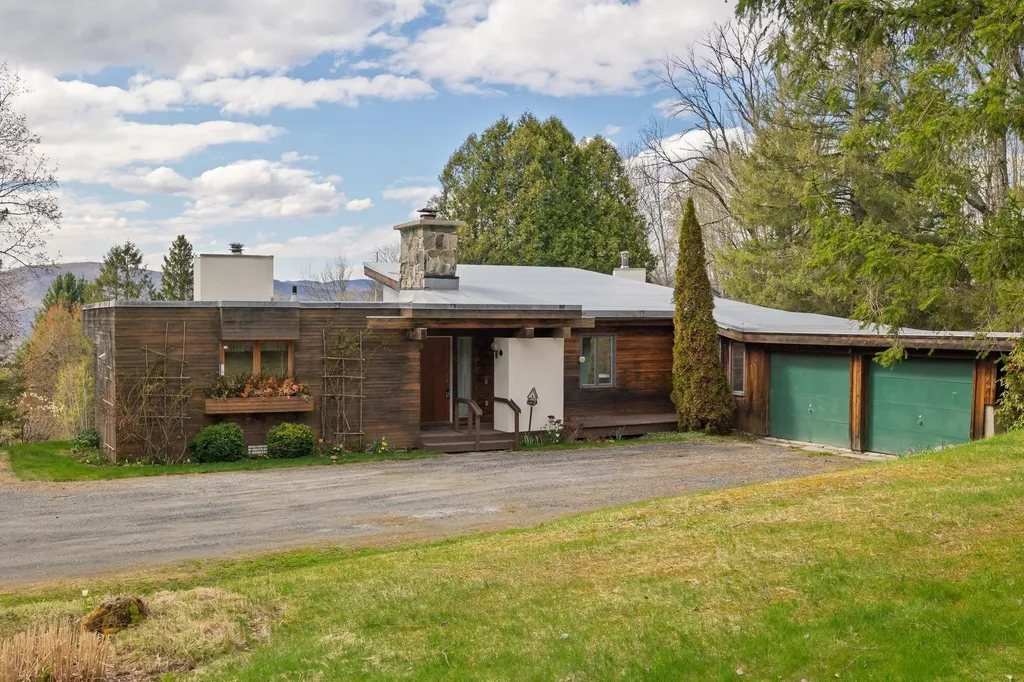 157 Ski Valley Road Waitsfield VT 05673