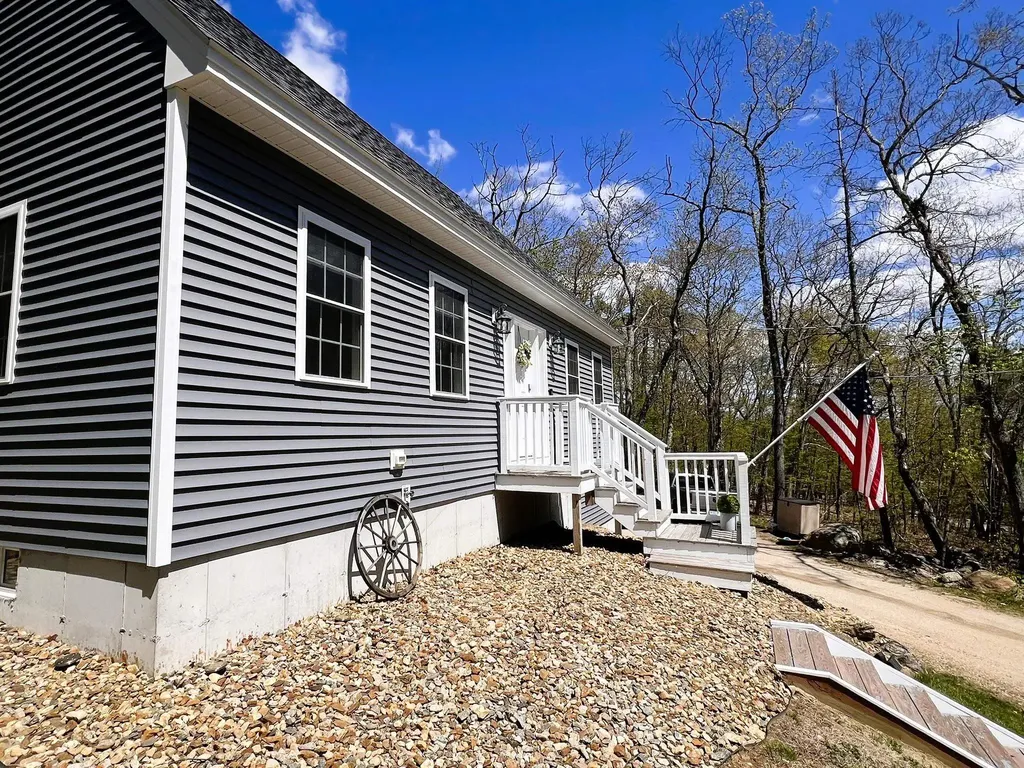 80 Silver Street Milton NH 03851