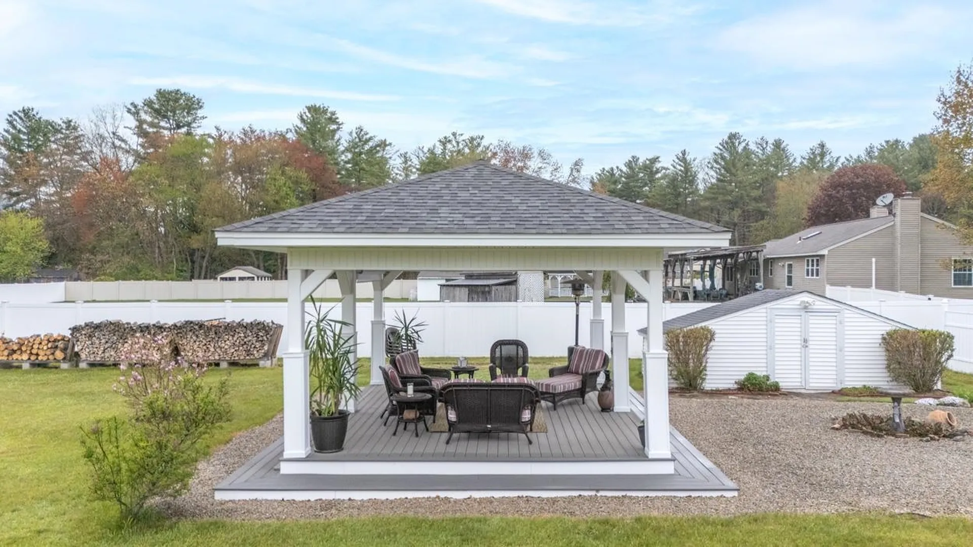 6 Kemo Circle Litchfield NH 03052