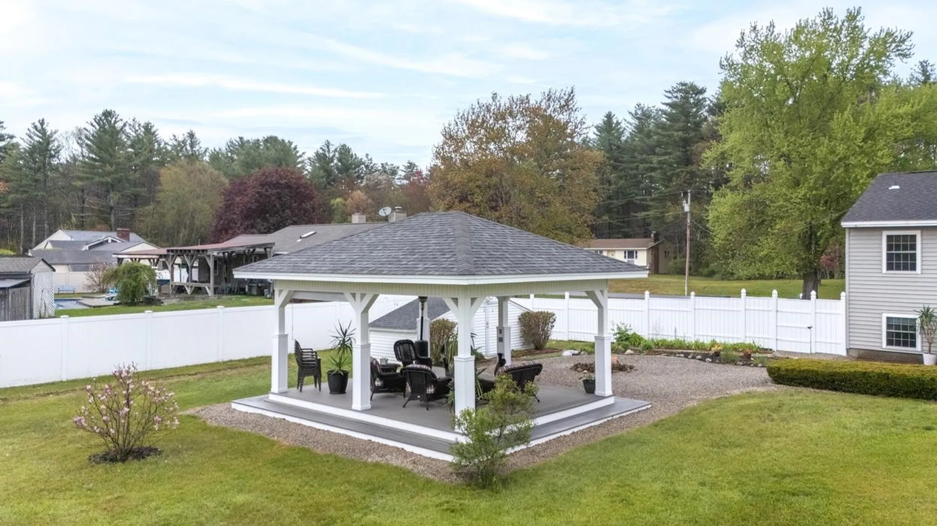 6 Kemo Circle Litchfield NH 03052