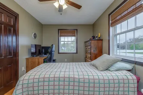 6 Kemo Circle Litchfield NH 03052