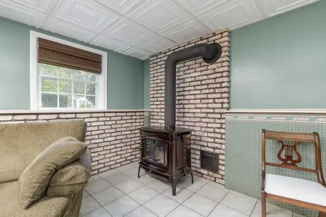 6 Kemo Circle Litchfield NH 03052