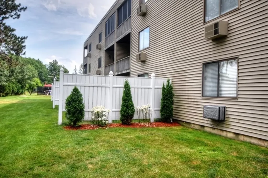 41 Treetop Circle Laconia NH 03246