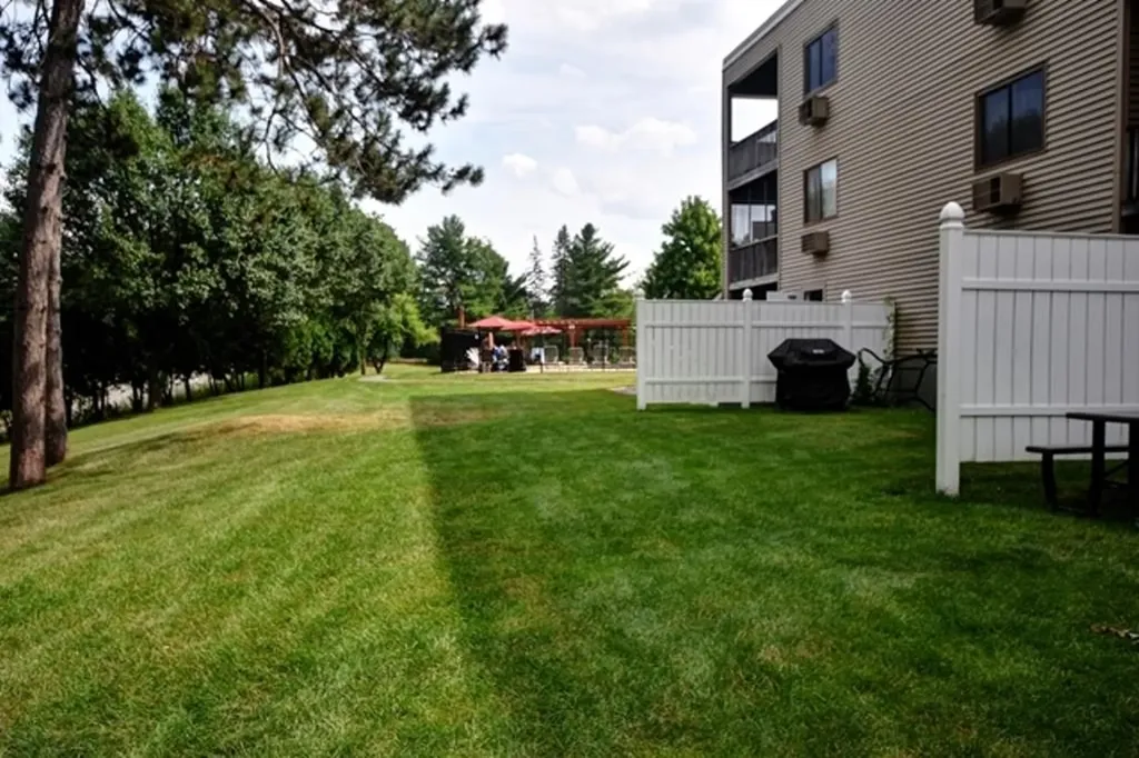 41 Treetop Circle Laconia NH 03246