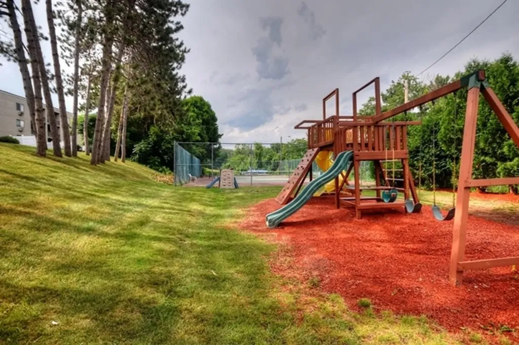 41 Treetop Circle Laconia NH 03246