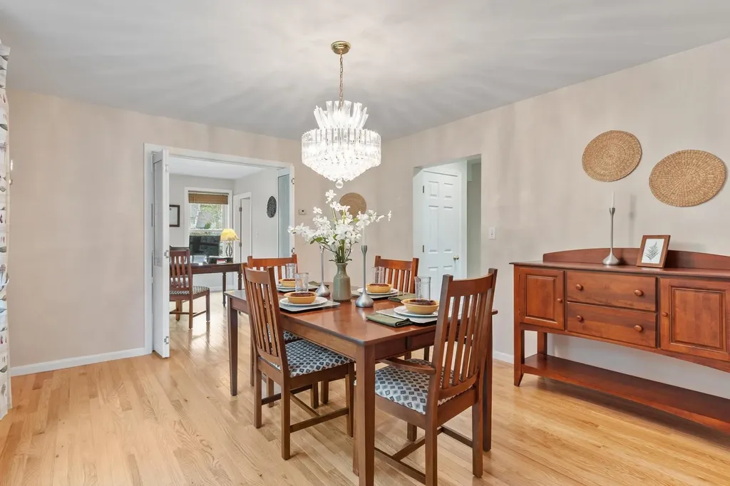 12 Aladdin Road Windham NH 03087
