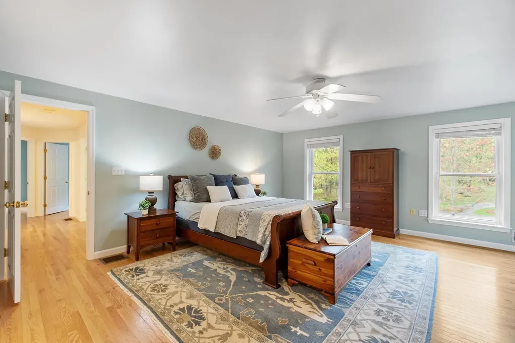 12 Aladdin Road Windham NH 03087
