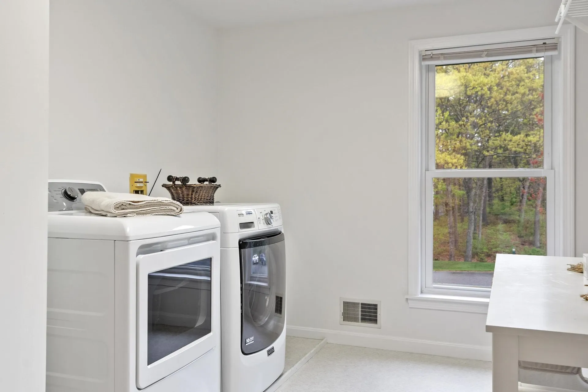 12 Aladdin Road Windham NH 03087
