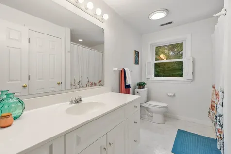 12 Aladdin Road Windham NH 03087