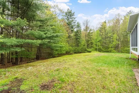 12 Aladdin Road Windham NH 03087