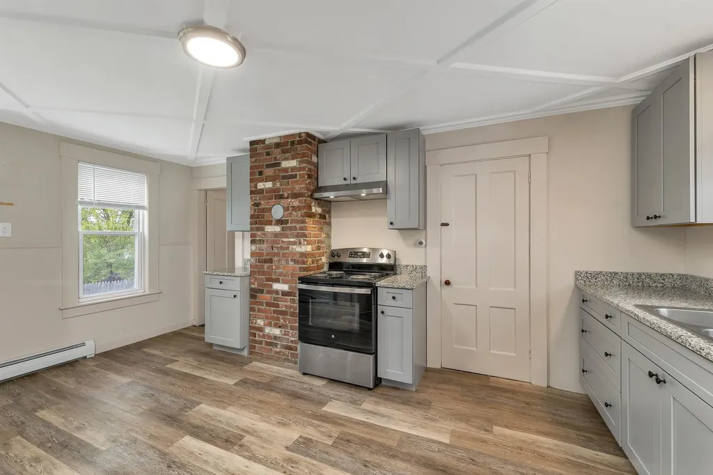 82 Summer Street Laconia NH 03246