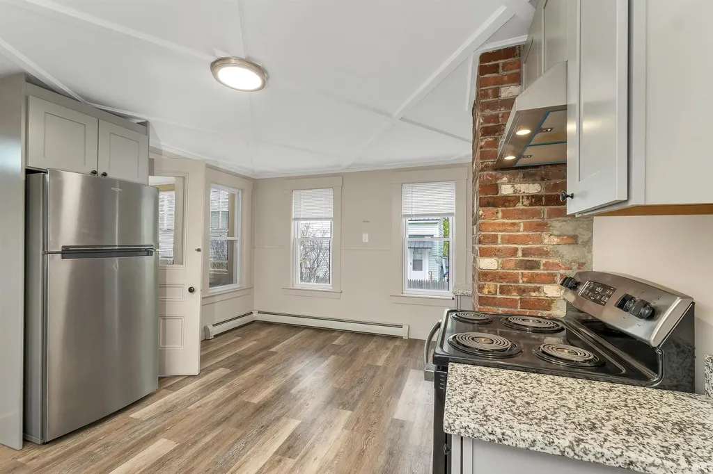 82 Summer Street Laconia NH 03246