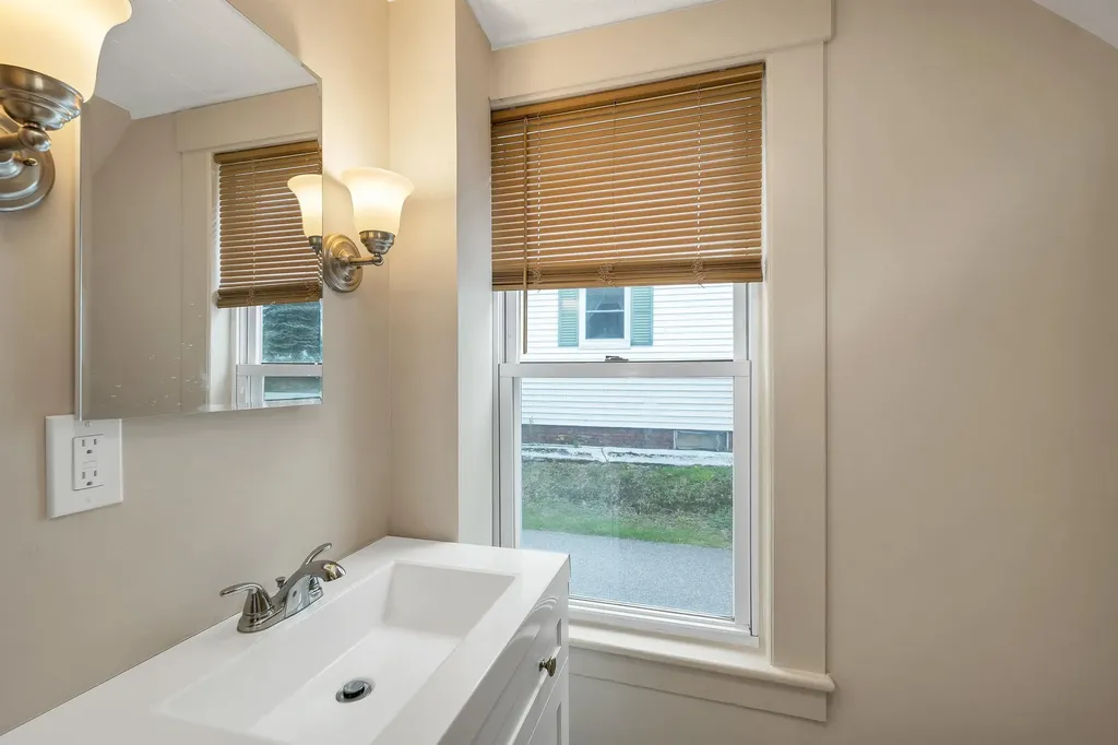 82 Summer Street Laconia NH 03246