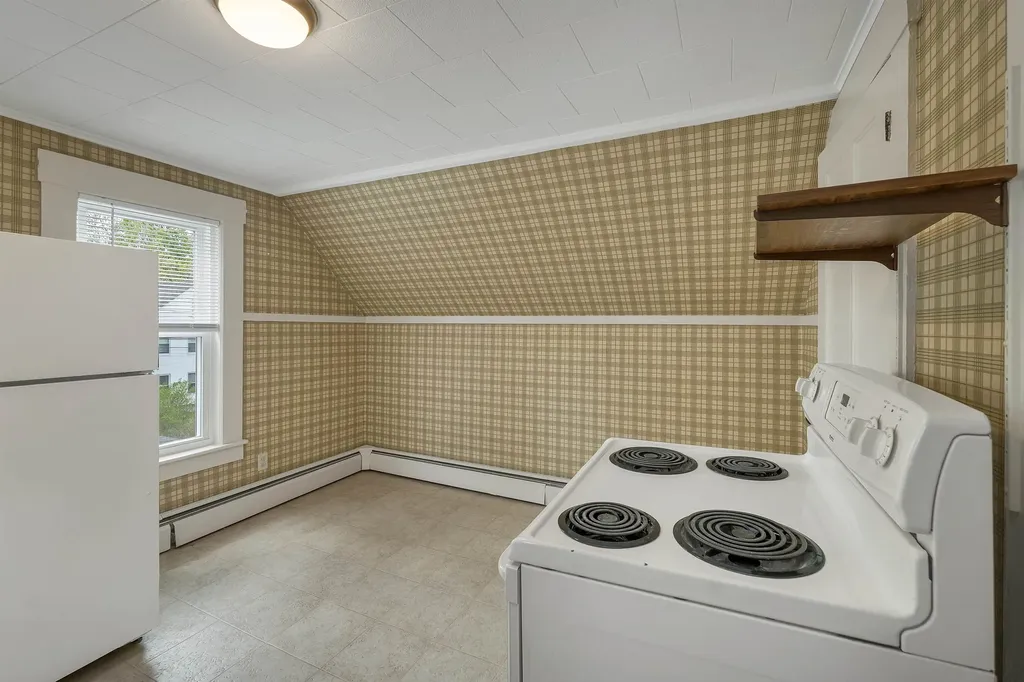 82 Summer Street Laconia NH 03246