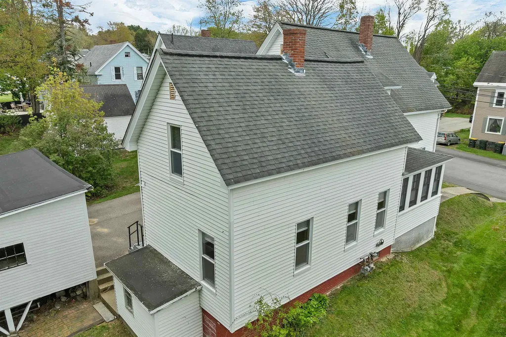 82 Summer Street Laconia NH 03246