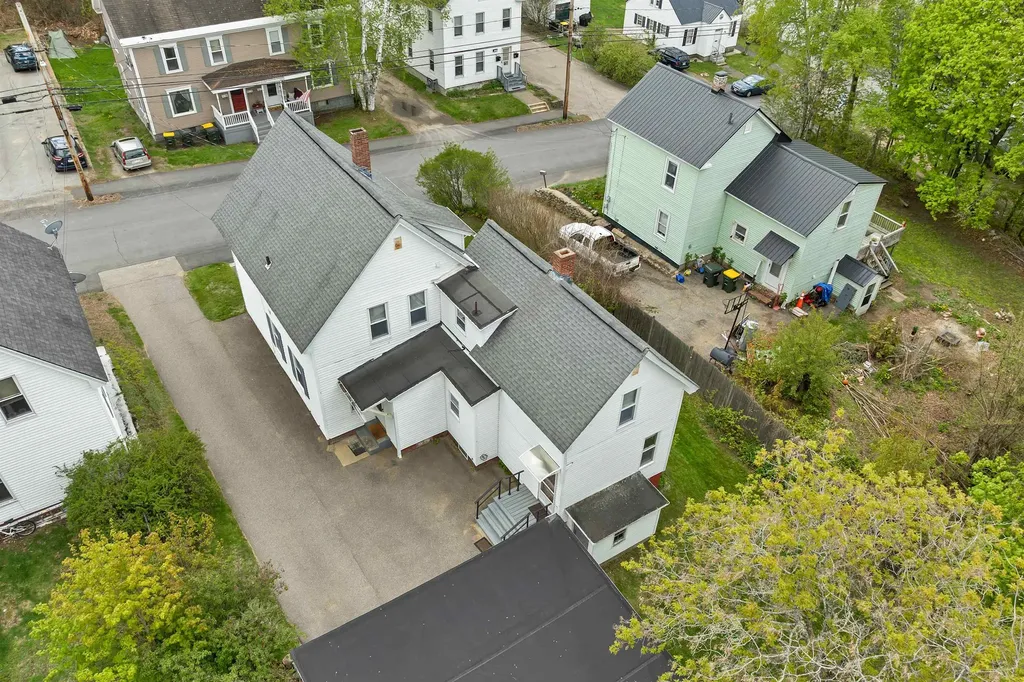 82 Summer Street Laconia NH 03246