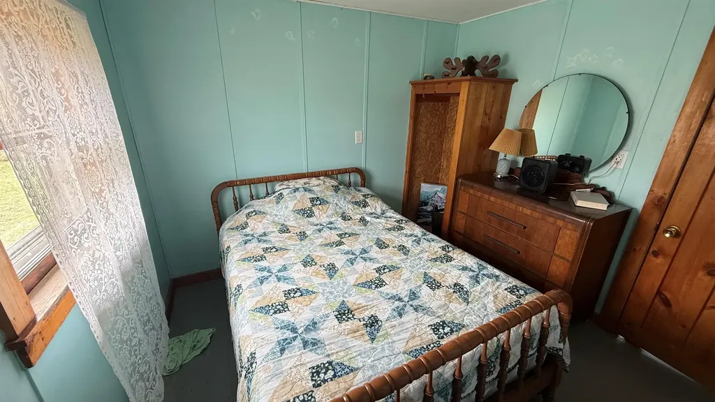 283,318,319,320 Lacross Lane Westmore VT 05860