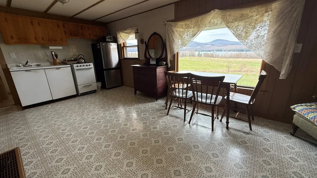 283,318,319,320 Lacross Lane Westmore VT 05860