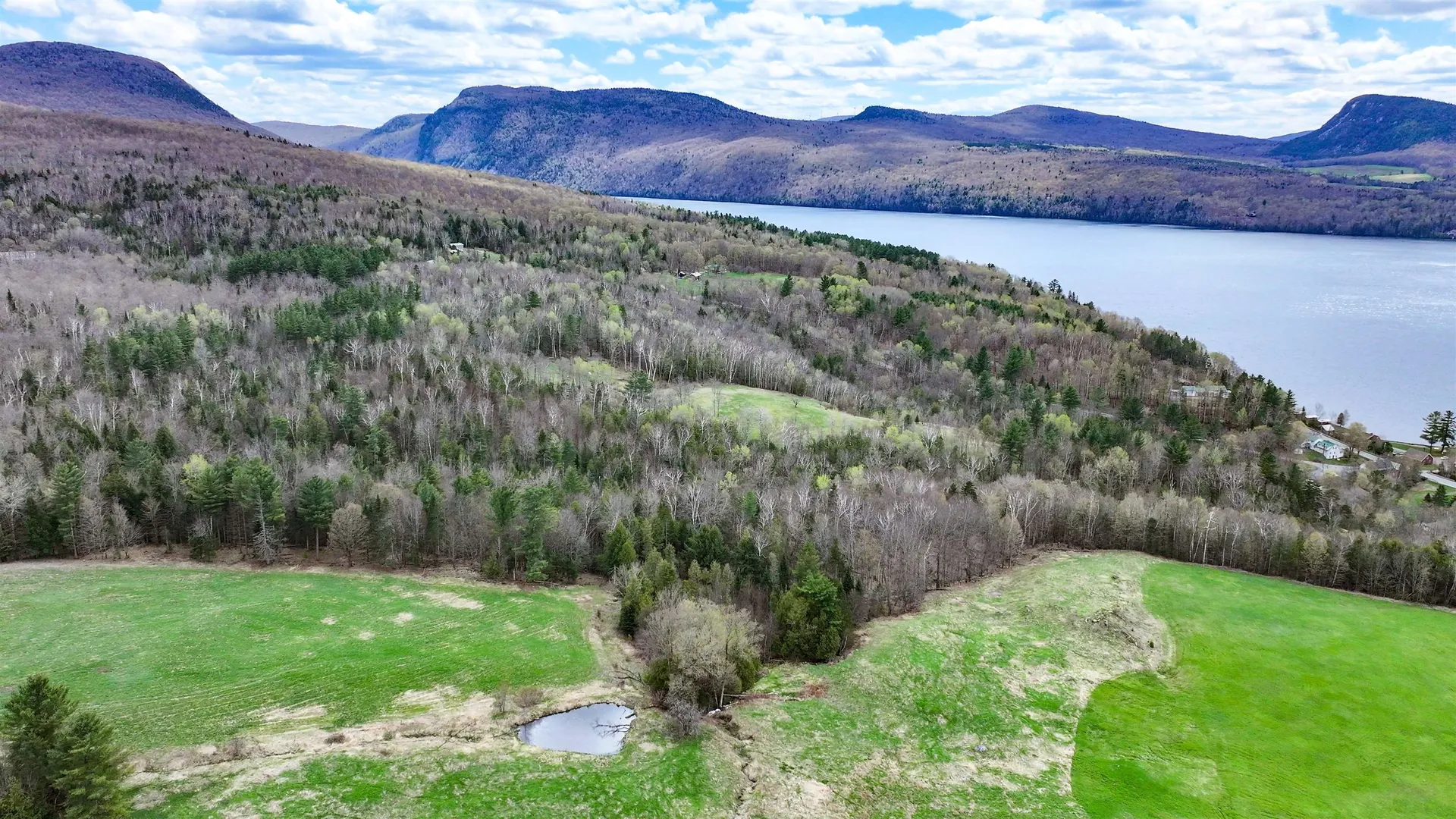 283,318,319,320 Lacross Lane Westmore VT 05860