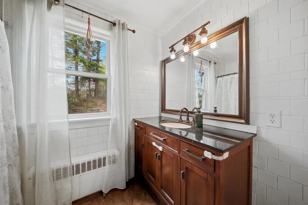 14 Morrill Street Laconia NH 03246