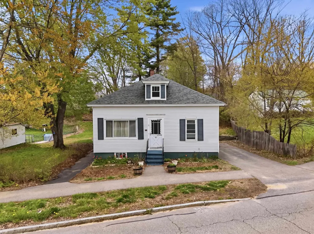 14 Morrill Street Laconia NH 03246