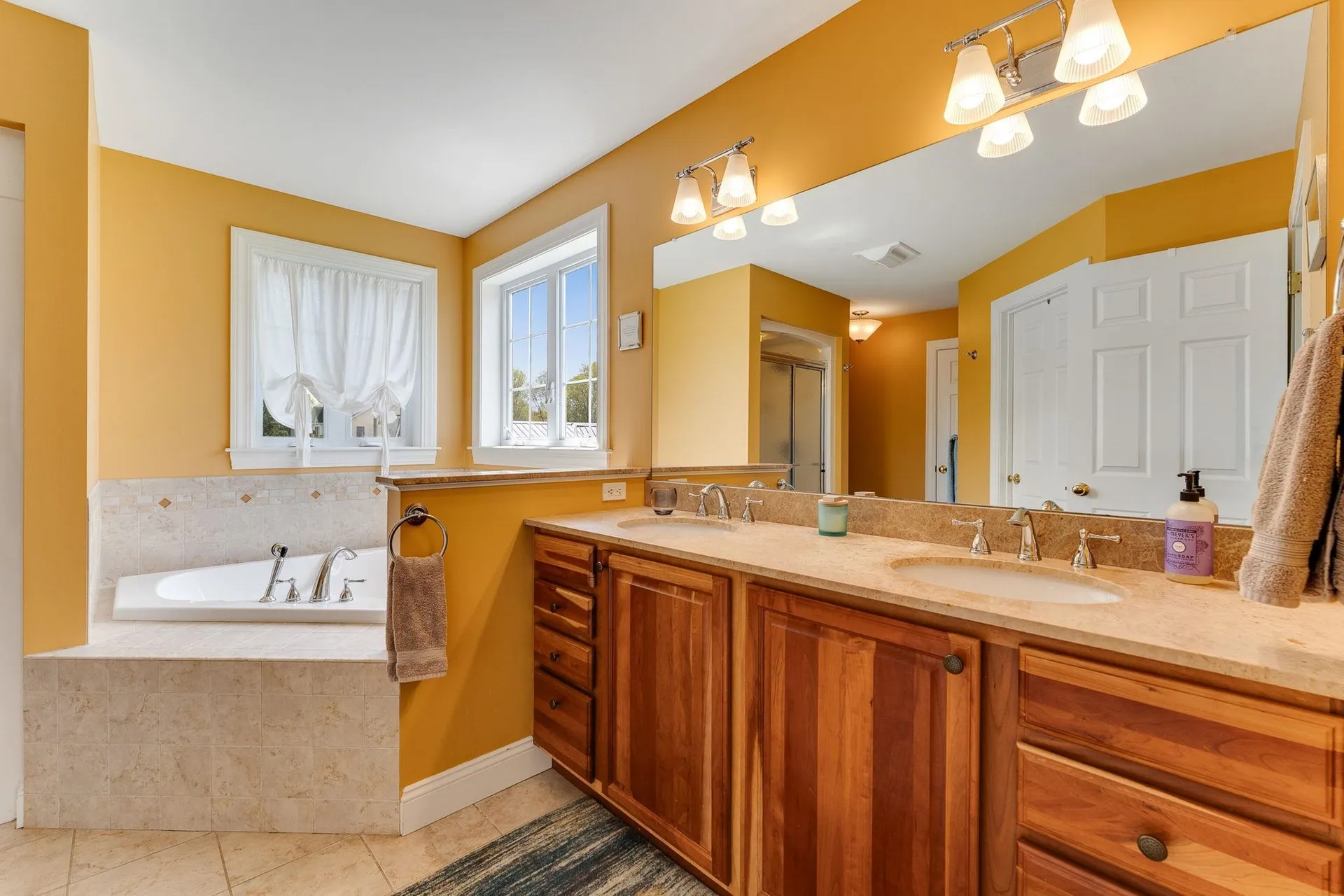 1 Naylor Road Essex VT 05452