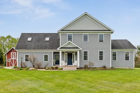 1 Naylor Road Essex VT 05452
