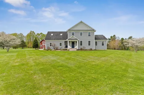 1 Naylor Road Essex VT 05452