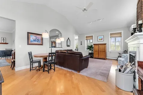 1 Naylor Road Essex VT 05452