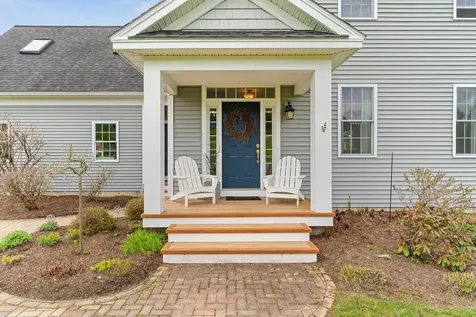 1 Naylor Road Essex VT 05452