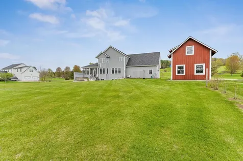 1 Naylor Road Essex VT 05452