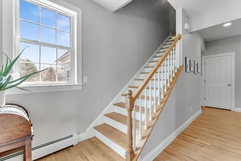 1 Naylor Road Essex VT 05452