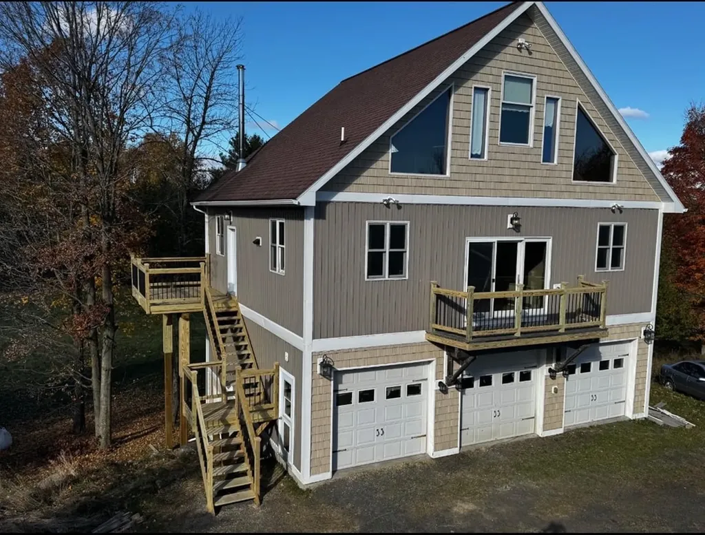 53 Hidden Drive Alburgh VT 05440