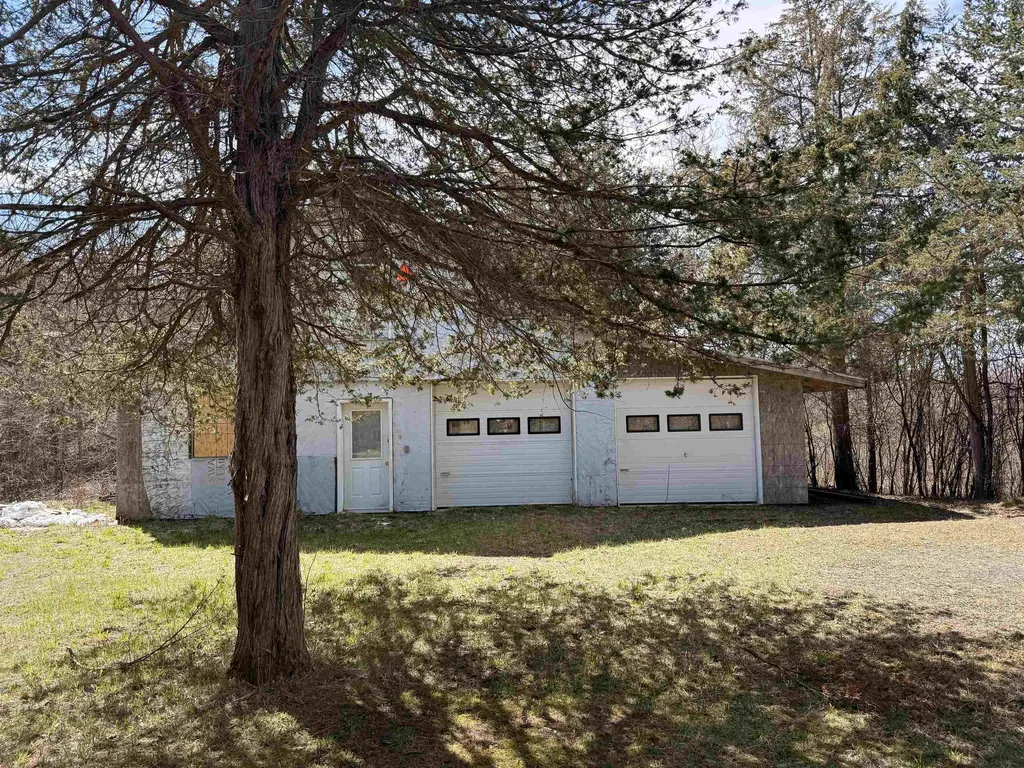 53 Hidden Drive Alburgh VT 05440