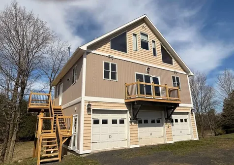 53 Hidden Drive Alburgh VT 05440