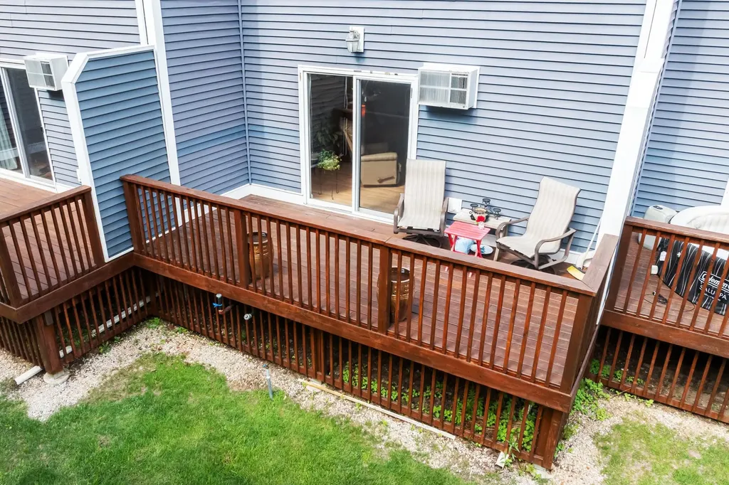 76 Seabury Hampton NH 03842