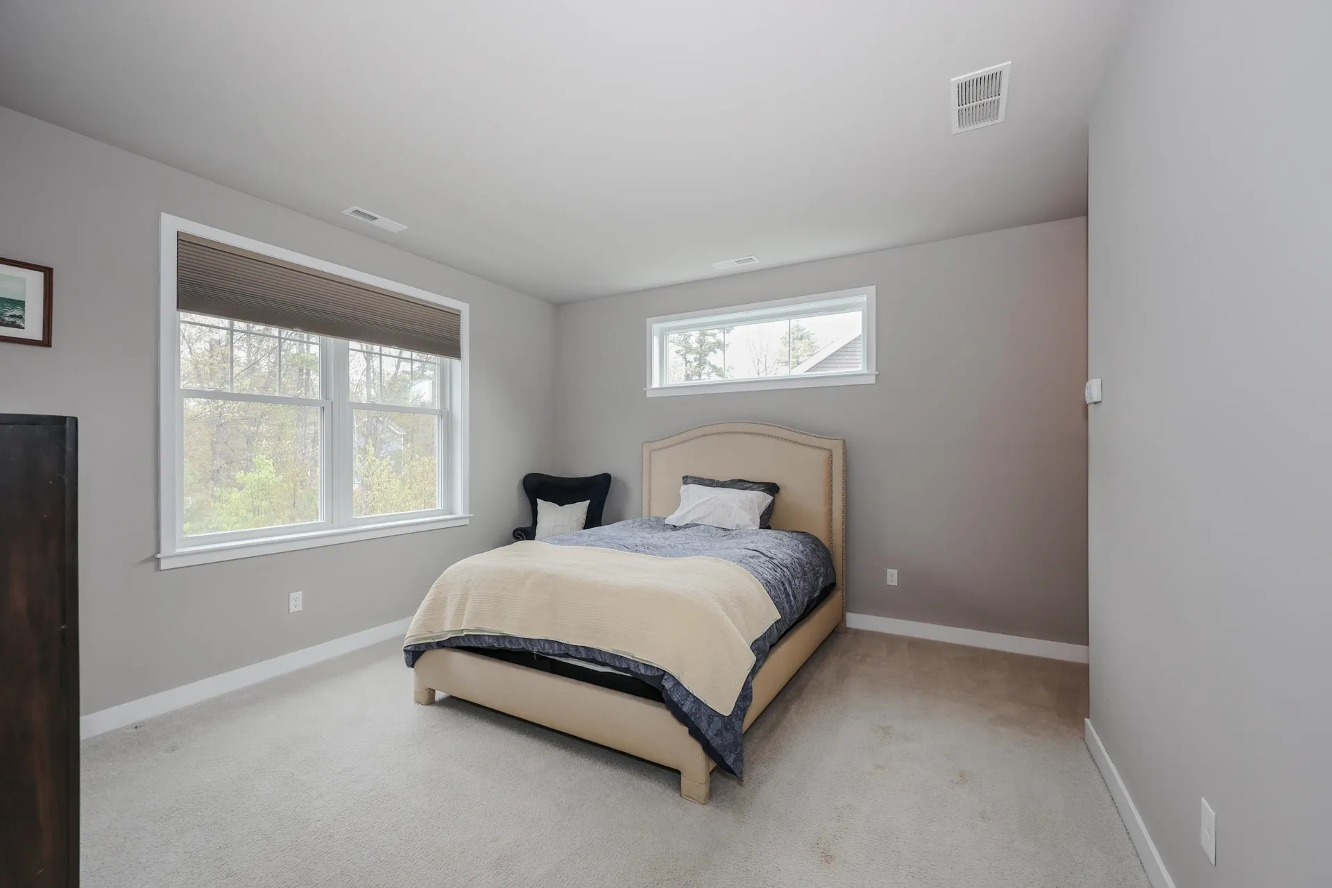 37 Redwood Way Manchester NH 03102
