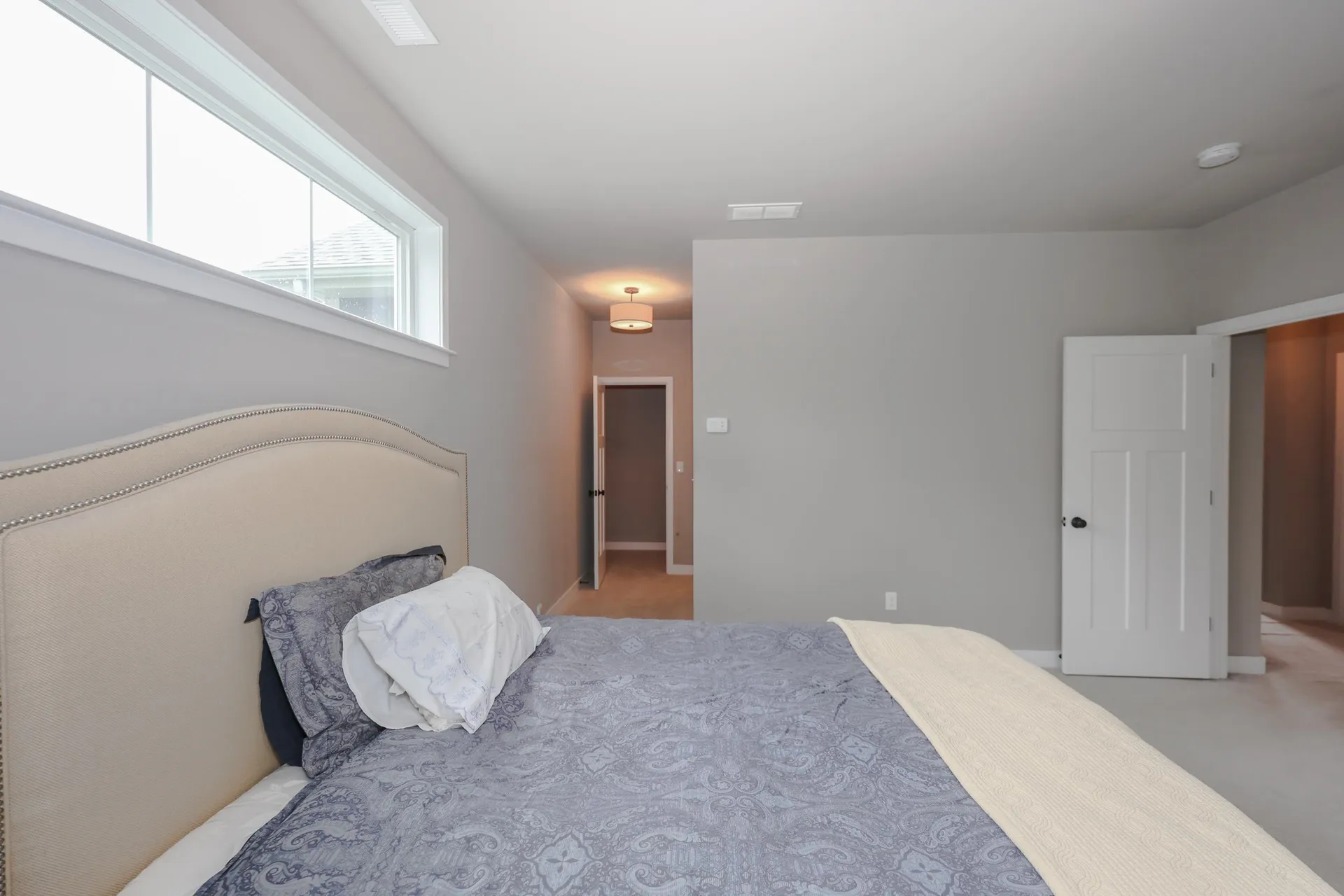 37 Redwood Way Manchester NH 03102