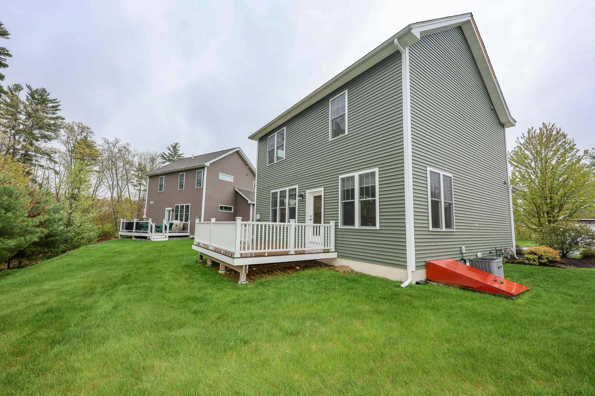 37 Redwood Way Manchester NH 03102