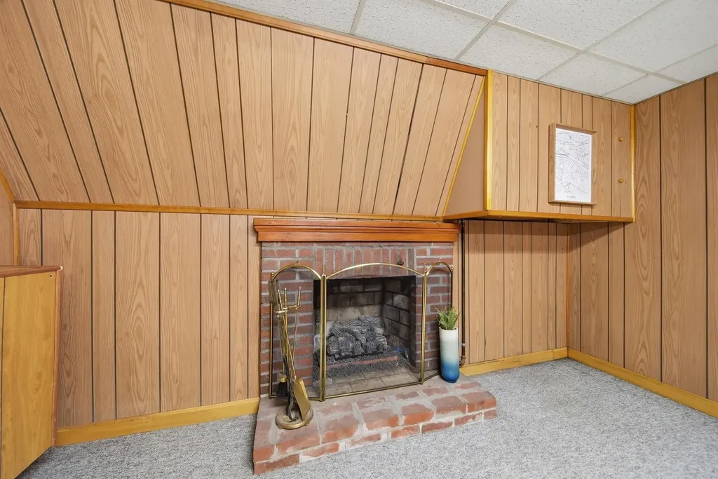35 Nashua Road Pelham NH 03076
