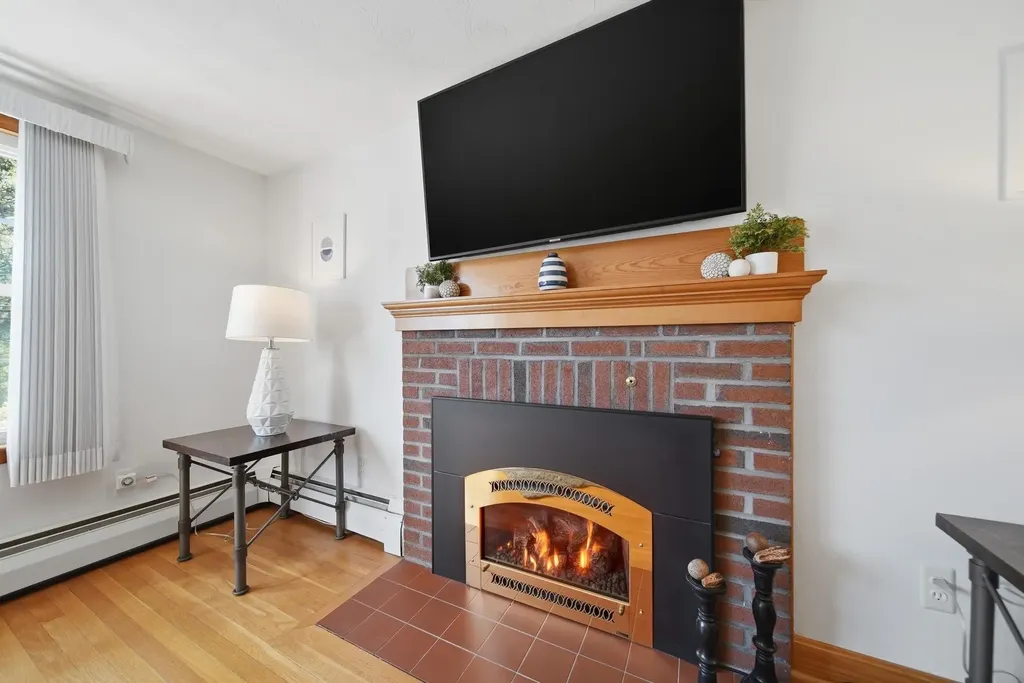 35 Nashua Road Pelham NH 03076