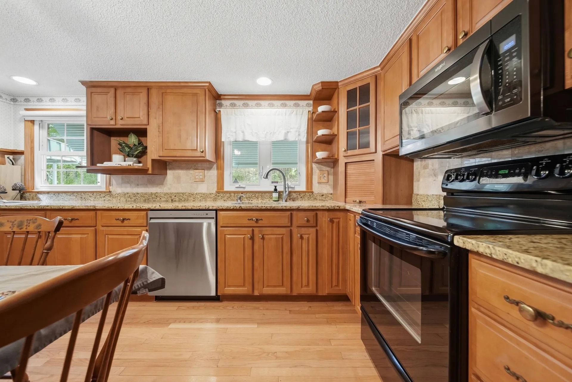 35 Nashua Road Pelham NH 03076